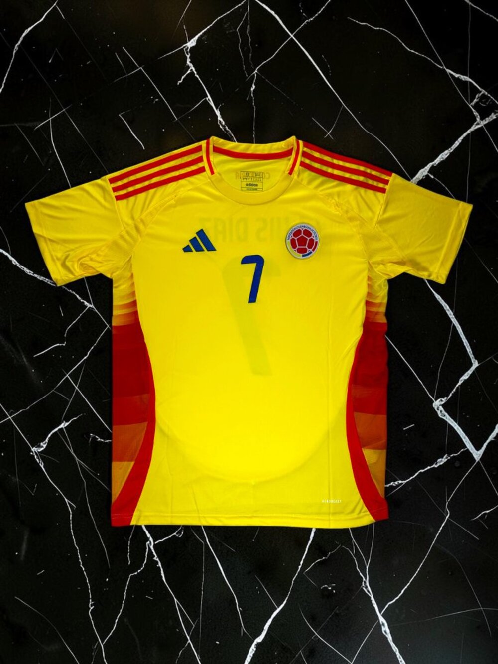 ✨ Colombia Luis Díaz #7 Home Soccer Jersey – Men’s XL – Fan Version ✨ - Picture 6 of 13